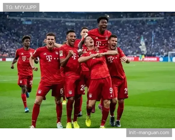 转播方战术分析画面显示,国际米兰在无球时阵型已悄然变为5-3-2