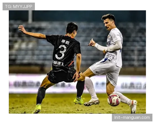 科莫vs国际米兰：升班马钢铁防线迎战领头羊进攻考验